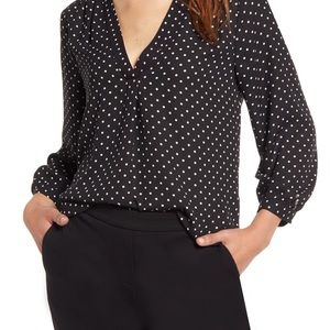 Vince Camuto Black & White Pin Dot Blouse Size Small